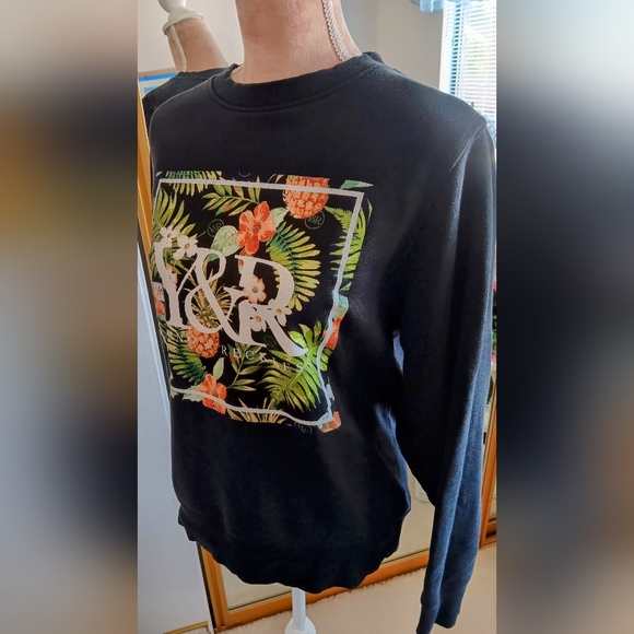 Young & Reckless ~ Tropical Floral Graphic Black Crewneck Sweatshirt Unisex M - Picture 4 of 10